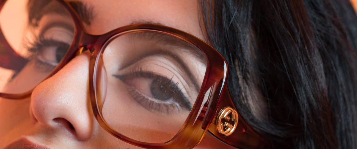 Regard et lunettes – Coty Optique